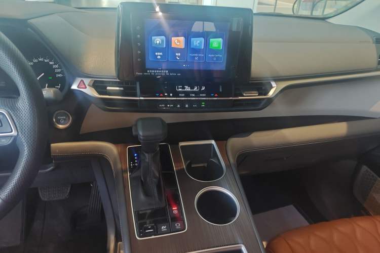 Used Toyota SIENNA 2023 2.5L Hybrid Comfort Edition Audio And AC Panel