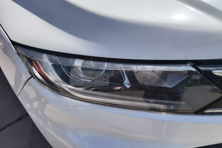 Used Honda XR-V 2015 1.8L VTi CVT Luxury Edition Right Front Headlight