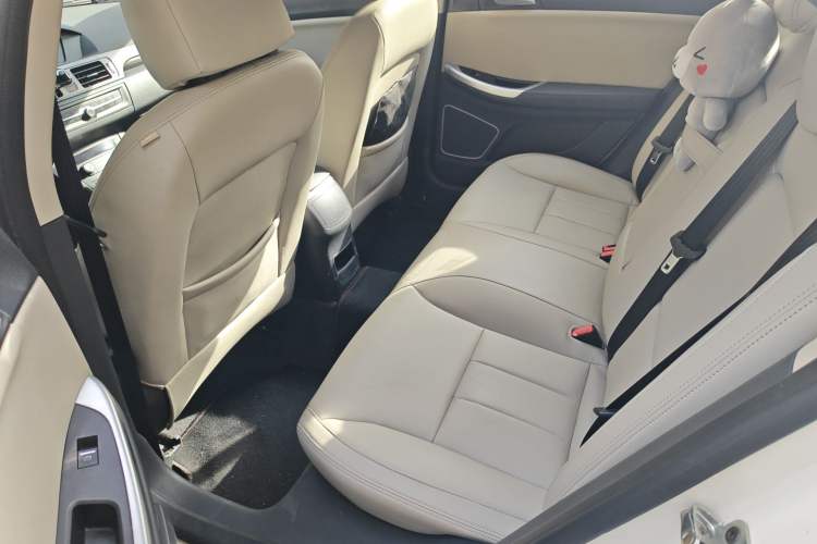 Used Roewe e550 2016 Deluxe Edition