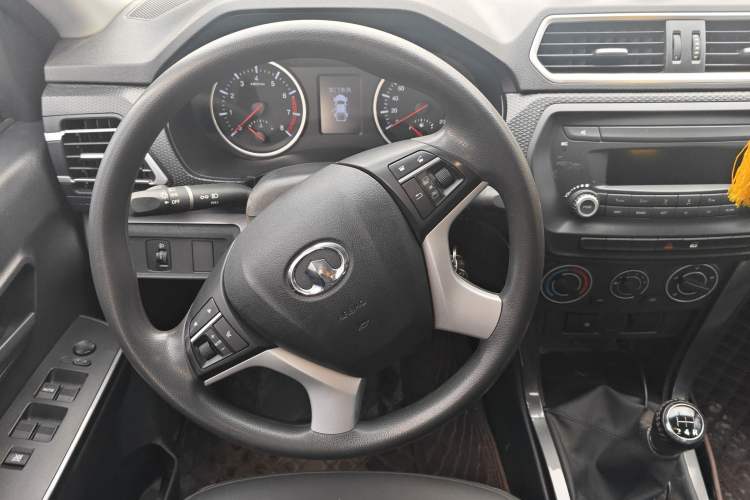 Used Great Wall Wingle 5 2021 1.5T Two-Wheel Drive "Dry Meal" Edition Value Model with a 1680mm Cargo Bed Equipped with GW4G15K Engine