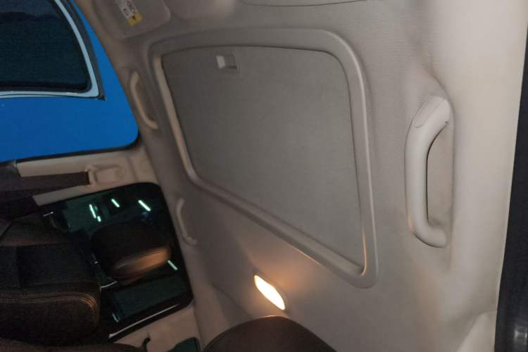 Used Jeep Compass 2013 2.4L four-wheel-drive sport version