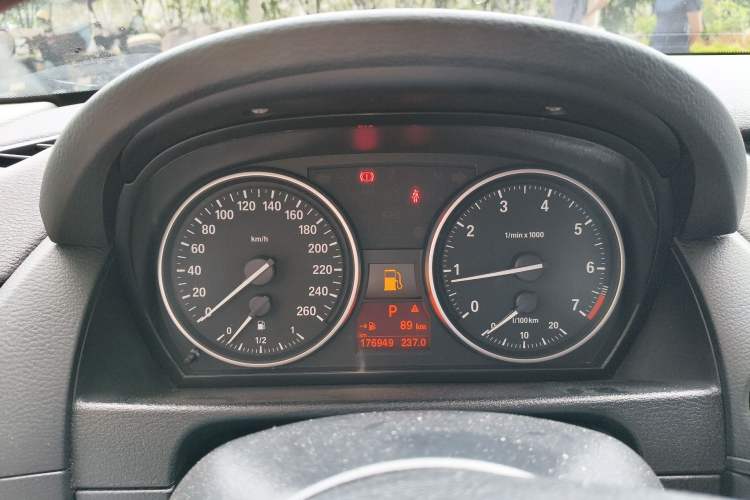 Used BMW X1 2013 sDrive18i Sport Design Package