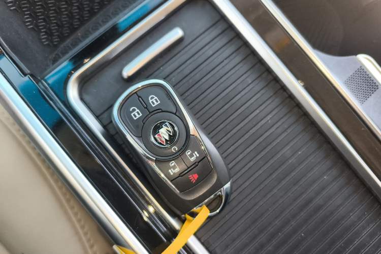 Used Buick GL8 2023 ES Lu Zun Deluxe Model Vehicle Key