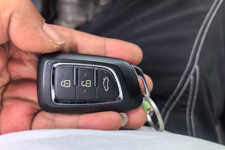 Used Dongfeng Aeolus AX7 2020 1.6T Automatic AI Flagship Version China VI Standard Vehicle Key