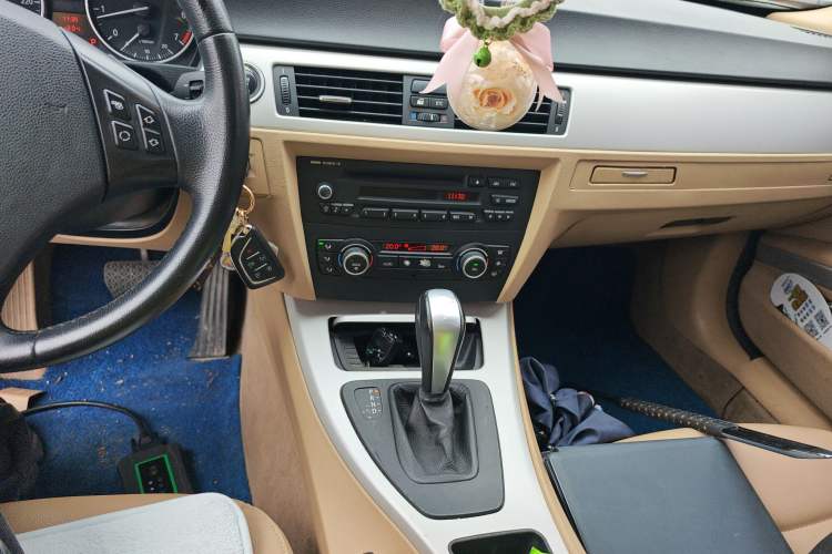 Used BMW 3 Series 2011 318i Leading Model