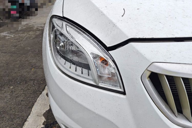 Used Brilliance H330 2013 1.5L Manual Luxury Model
