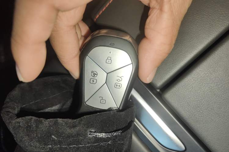 Used XPeng P7 2022 480E
