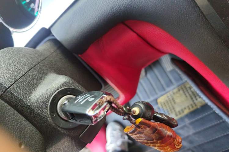 Used Buick Enclave 2010 3.6L Elite Edition Vehicle Key