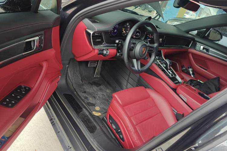 Used Porsche Panamera 2023 Panamera 4 E-Hybrid Platinum Edition 2.9T Driver Seat