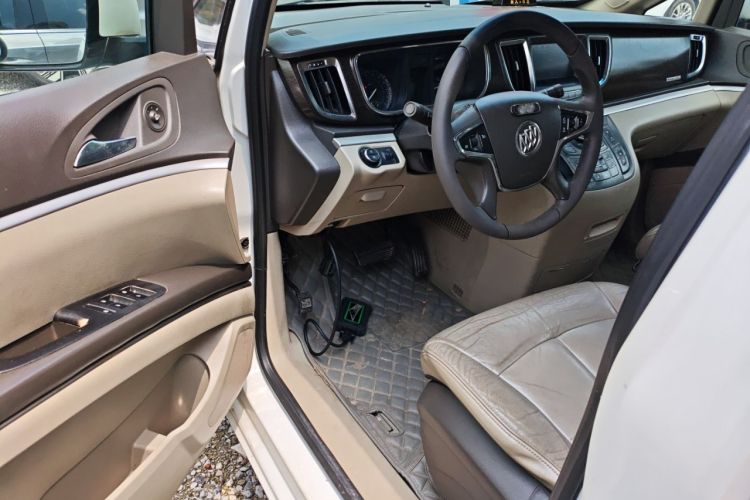 Used Buick GL8 2013 2.4L CT Luxury Business Comfort Edition