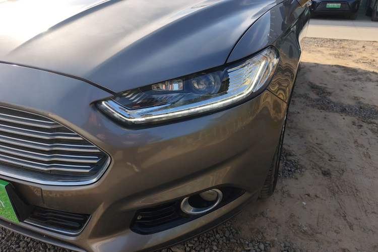 Used Ford Mondeo 2013 2.0L GTDi 200 Luxury Model