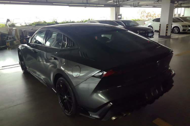 Used CHANGAN UNI-V 2023 1.5T Sport Edition Rear Left 45 Deg