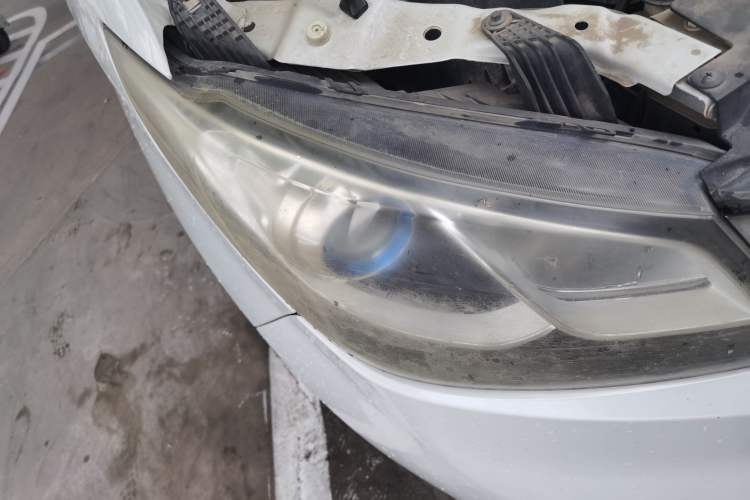 Used SAIC MAXUS G10 2015 2.0T Automatic Anniversary Edition