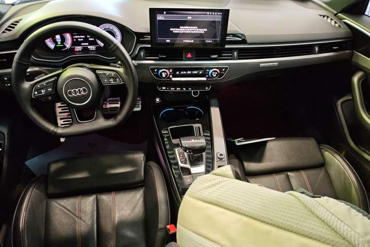 Used Audi A4L 2022 40 TFSI quattro RS Performance Package