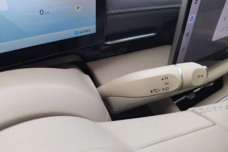 Used Baojun Yunhai 2025 Model 500km Pure Electric Travel Edition