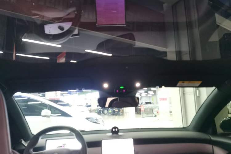 Used Nio ET5T 2024 75kWh Touring Headliner