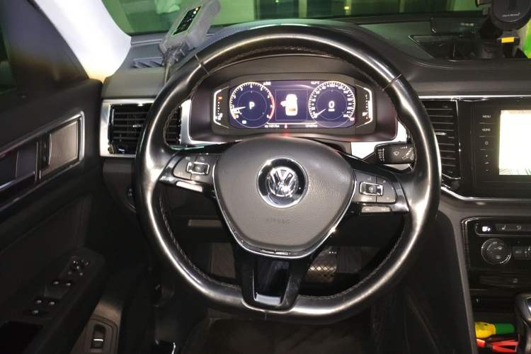 Used Volkswagen Teramont 2020 330TSI Two-Wheel-Drive Luxury Edition China VI Standard