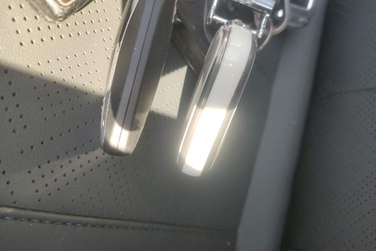 Used BYD Qin PLUS 2025 DM-i Smart Drive 55KM Leading Model Interior 1