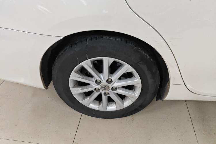 Used Toyota Camry 2015 2.0G Premier Edition
