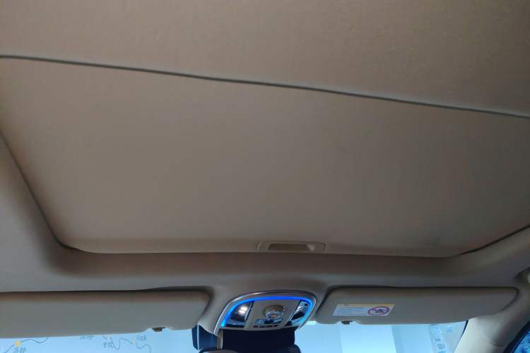 Used Haval H8 2015 2.0T Four-Wheel Drive Luxury Model