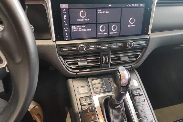 Used Porsche Macan 2018 Macan 2.0T Audio And AC Panel