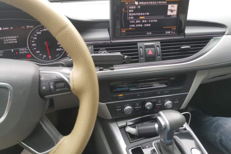 Used Audi A6L 2012 TFSI Standard Model Audio And AC Panel