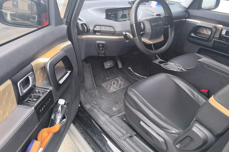 Used Baojun KiWi EV 2022 Artist Lite Edition Lithium Iron Phosphate Driver Seat