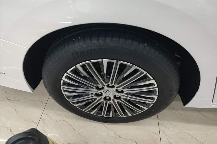 Used Buick GL8 New Energy 2024 Lu Zun Deluxe Edition 7-Seater