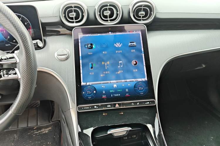 Used Mercedes-Benz C-Class 2023 Second Facelift C 260 L Sport Edition Audio And AC Panel