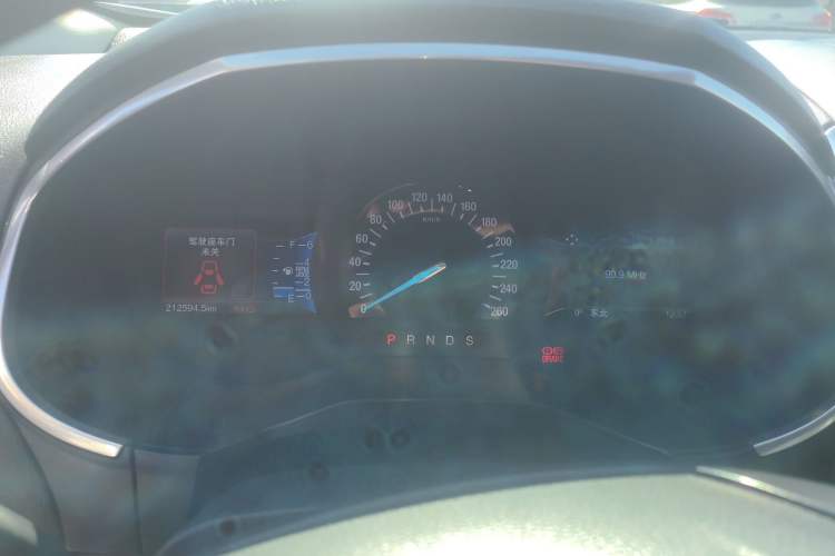 Used Ford Edge 2016 EcoBoost 245 Two-Wheel-Drive Titanium 7-Seater
