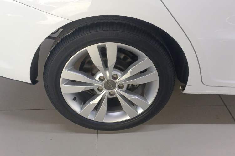 Used Chery Arrizo 5 2017 1.5L CVT Trendsetting Edition