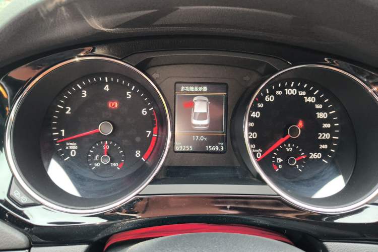 Used Volkswagen Sagitar 2018 280TSI DSG Luxury Model Instrument Cluster