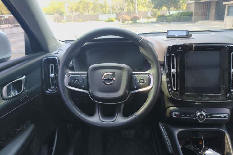 Used Volvo XC40 2021 T4 Four-Wheel Drive Smart Luxury Edition