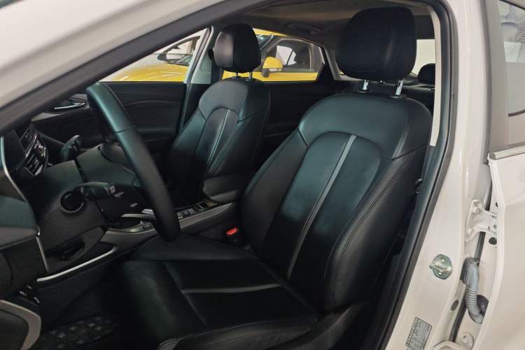 Used Hyundai Lafesta 2021 280TGDi DLX Luxury Edition Left Front Seat