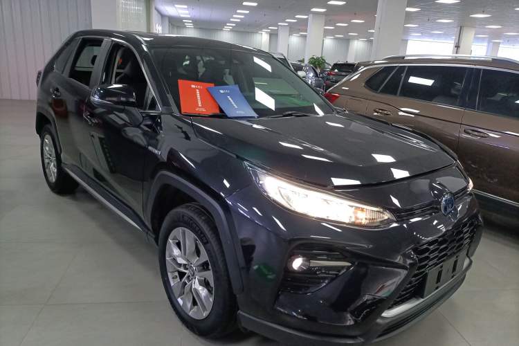 Used Toyota Wildlander 2022 Dual-Engine 2.5L E-CVT Two-Wheel Drive Luxury Edition Front Right 45 Deg