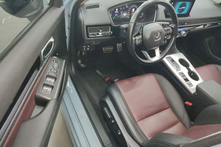 Used Honda Integra 2023 2.0L eHEV Sharp – Premium Edition
