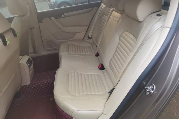 Used Volkswagen Magotan 2015 1.8TSI Advanced Model
