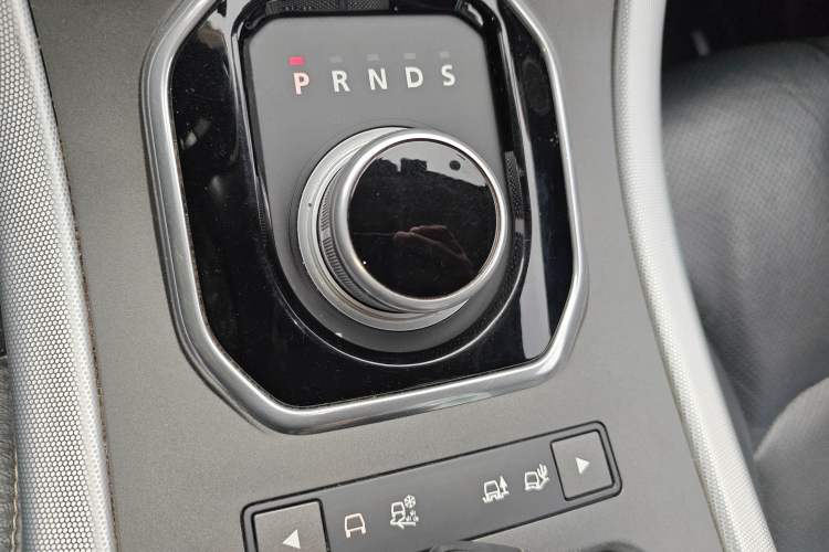 Used Land Rover Range Evoque 2014 2.0T 5-Door Christmas Limited Edition
