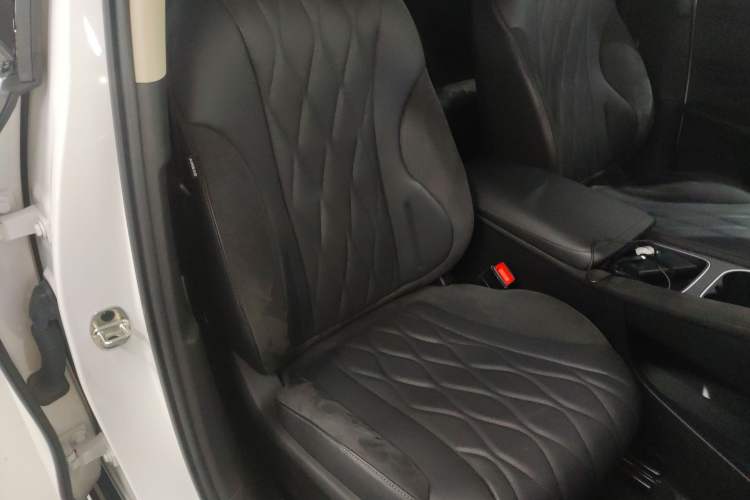 Used Roewe D7 2023 EV 510km Rear-Drive Flagship Edition
