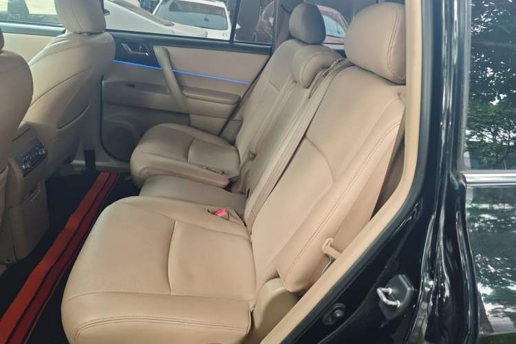 Used Toyota Highlander 2012 2.7L Two-Wheel Drive 7-Seater Elite Edition
