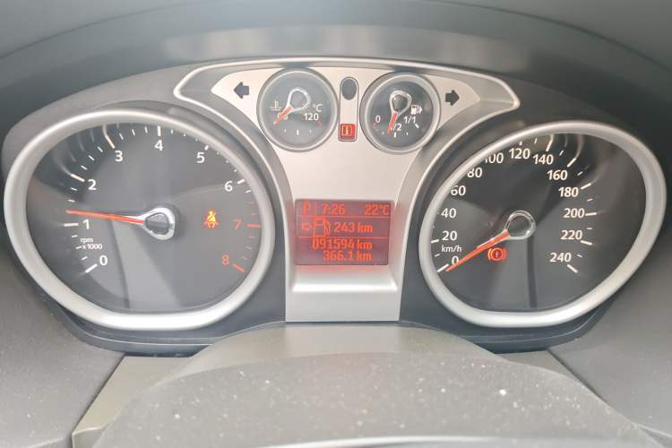 Used Ford Focus 2013 Hatchback Classic 1.8L Automatic Fashion Edition
