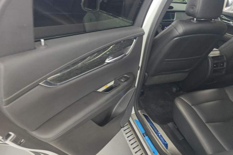 Used Cadillac XT5 2021 28T Four-Wheel Drive Luxury Version