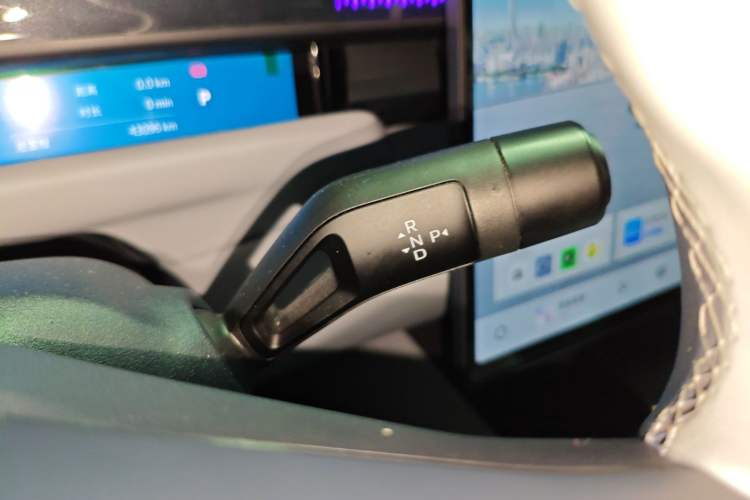 Used Lynk & Co Z10 2025 95 kWh 702 km All-Wheel Drive Intelligent Driving Ultra