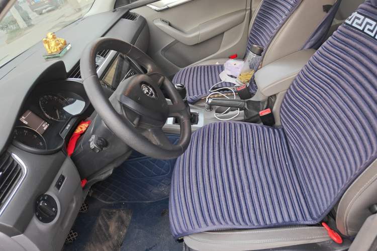 Used Skoda Octavia 2015 1.6L Manual Yijie Edition