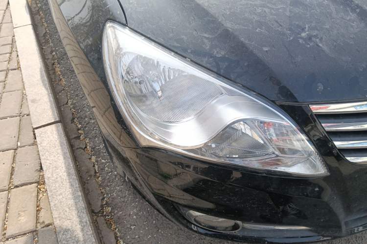 Used Hyundai Celesta 2011 1.6L Manual Luxury Model