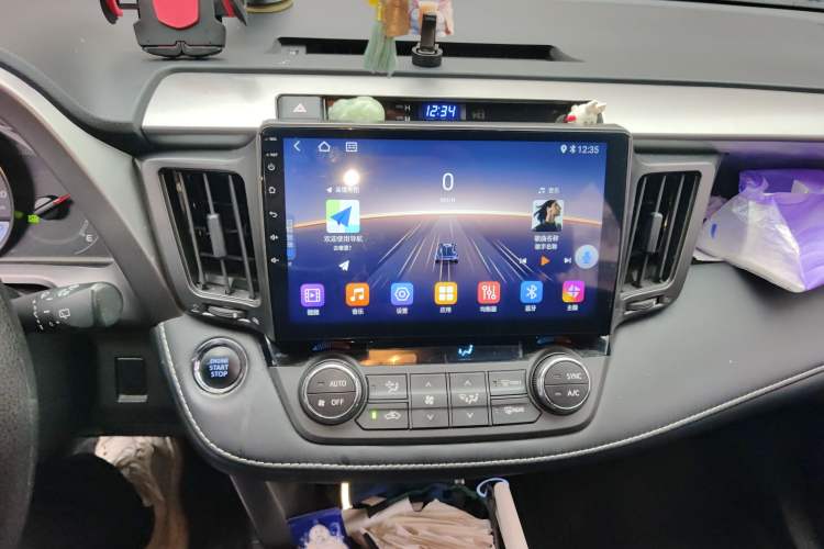 Used Toyota RAV4 2016 2.0L CVT Two-Wheel Drive Fashion Edition China V Standard