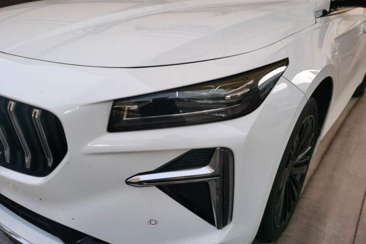 Used Geely Auto Preface 2024 Zhiqing 1.5TD Galaxy Edition Left Front Headlight