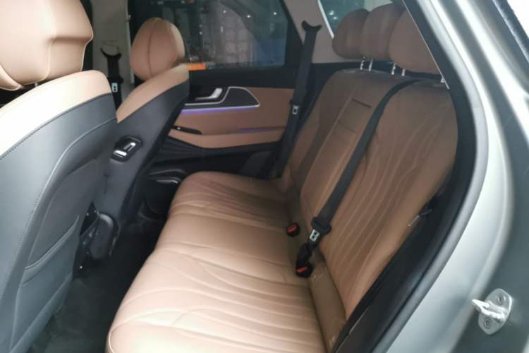 Used Chery Tiggo 8 L 2024 2.0T Two-Wheel Drive Prestige Version 5 Seats