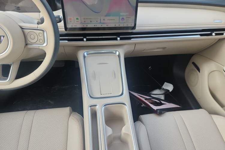 Used Wuling Bingo S 2025 Model 325km Deluxe Edition