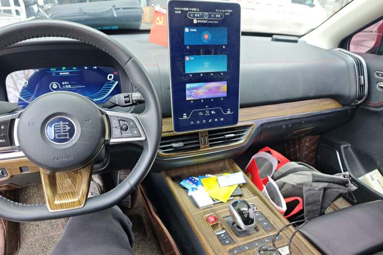 Used BYD Tang New Energy 2018 DM 2.0T All-Wheel Drive Smart Connect Genesis Edition 7 Seats China V Emission Standard